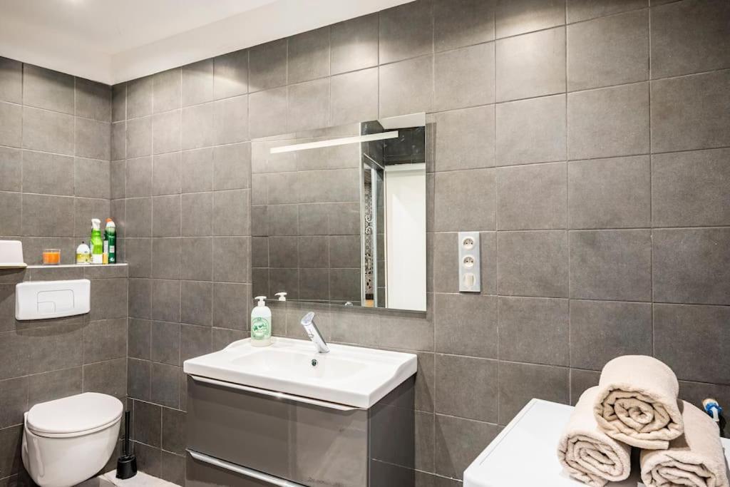 Apartment Entre Aix Et Marseille